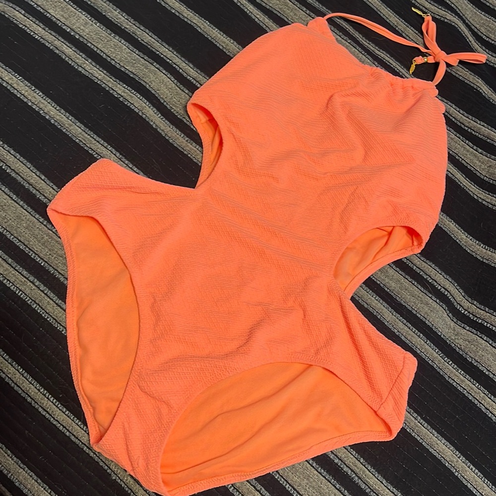 jessica simpson cut out one piece swim suit